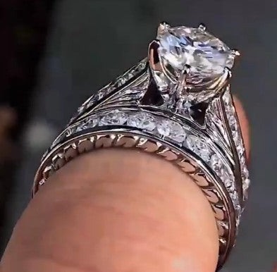 Platinum-plated zircon-plated couple ring front