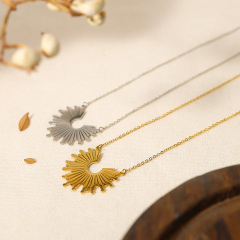 18K Titanium Steel Sunflower Necklace Women's Necklace Rimantojewelry