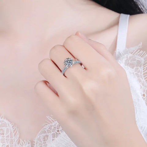 2 Carat Moissanite 925 Sterling Silver Ring