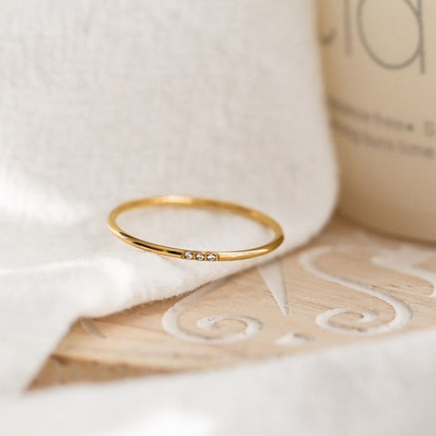 1mm Thin Cubic Zirconia Small Fingers Rings gold