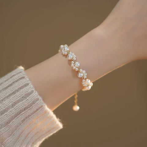 Small Cat Claw Pearl Luxury Temperament Bracelet Rimantojewelry