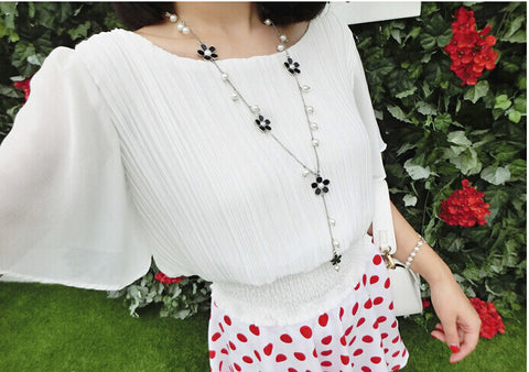 Flower Five Petal Pearl Sweater Chain Rimantojewelry