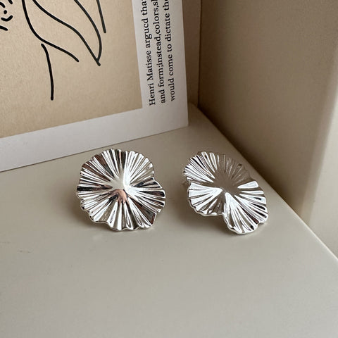 S925 Sterling Silver Korean Style Heavy-duty Texture Large Flower Earrings Rimantojewelry