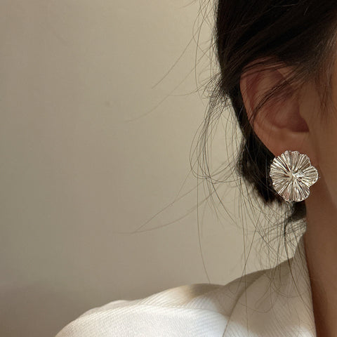 S925 Sterling Silver Korean Style Heavy-duty Texture Large Flower Earrings Rimantojewelry