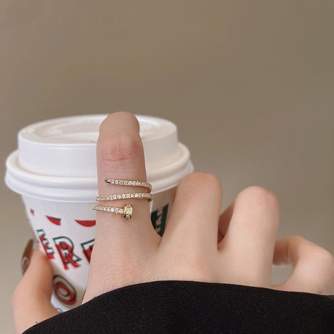 Multi-Layer Nail Inlaid with Rhinestones Round Open Rings for Women Korean Fashion Charm Lady Wedding Bands Party Classic Rings finger