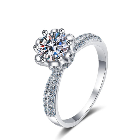 2 Carat Moissanite 925 Sterling Silver Ring white bg