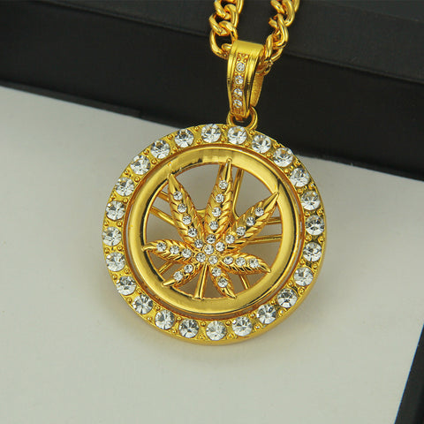 Diamond Maple Leaf Turntable Necklace For Men